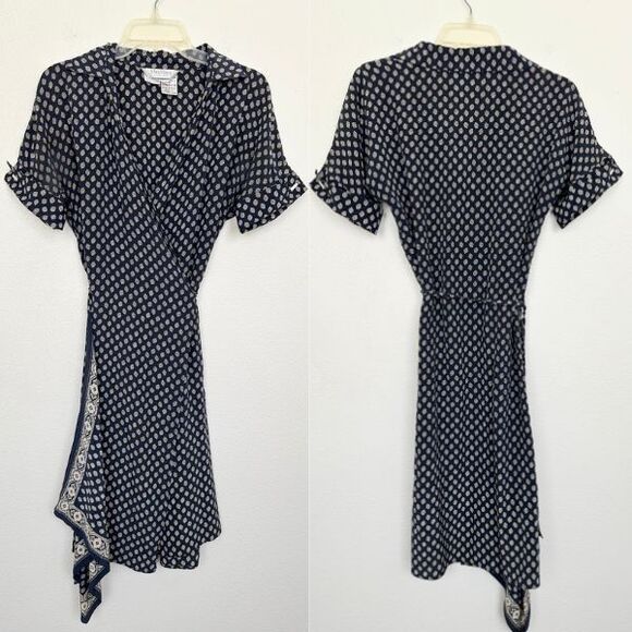 MaxMara Silk Wrap Knee Length Dress Mother of Pearl Buttons Cuffed Blue Women 6 - Picture 1 of 15